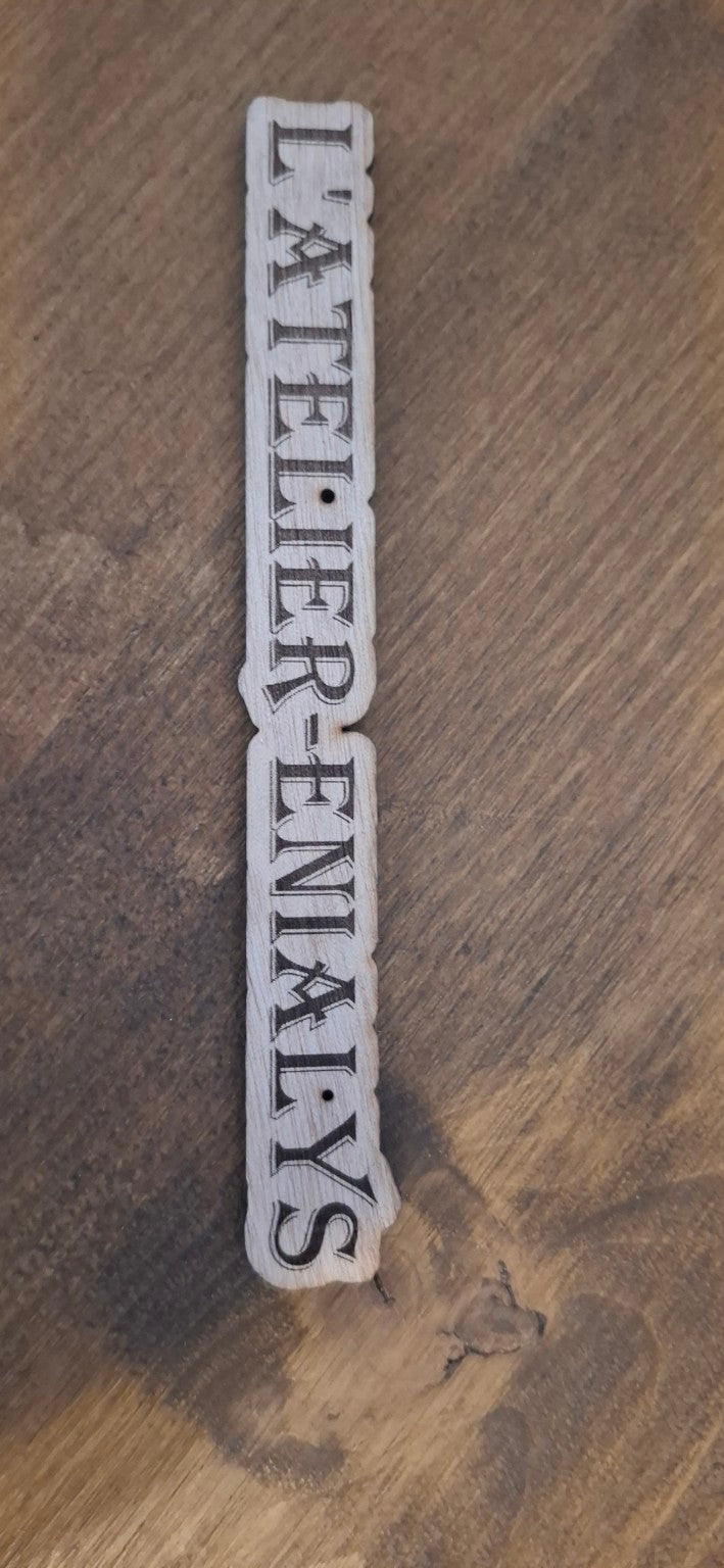 Marque-page artisanal en bois personnalisé | ENIALYS Créations