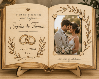 Cadre mariage personnalisé en bois – Livre ouvert gravé avec photo – Souvenir unique couple