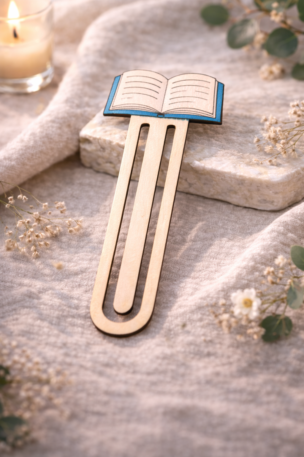 marque-page en bois artisanal 3 mm – Création unique L’Atelier Enialys